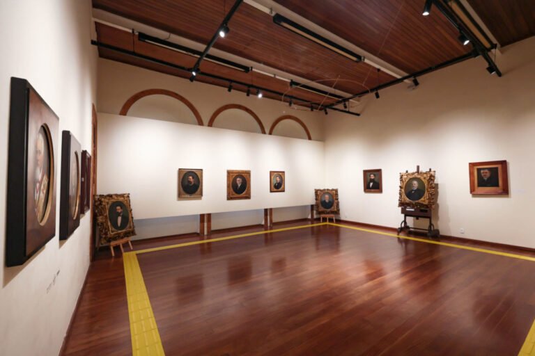 Exposição na Pinacoteca reúne os retratos dos presidentes da Cia. Paulista de Estradas de Ferro